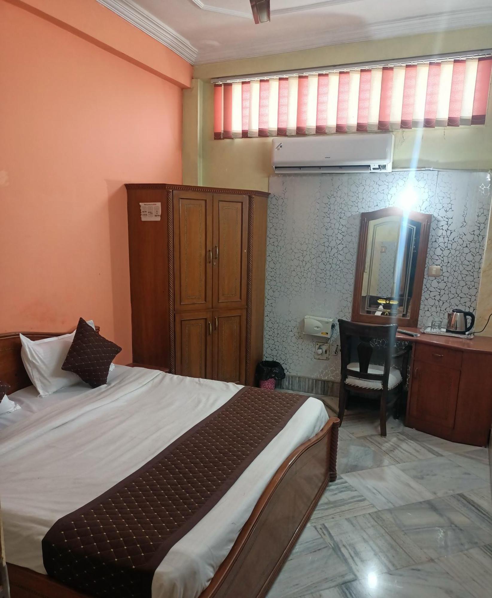 Hotel Riz 瓦拉纳西 外观 照片