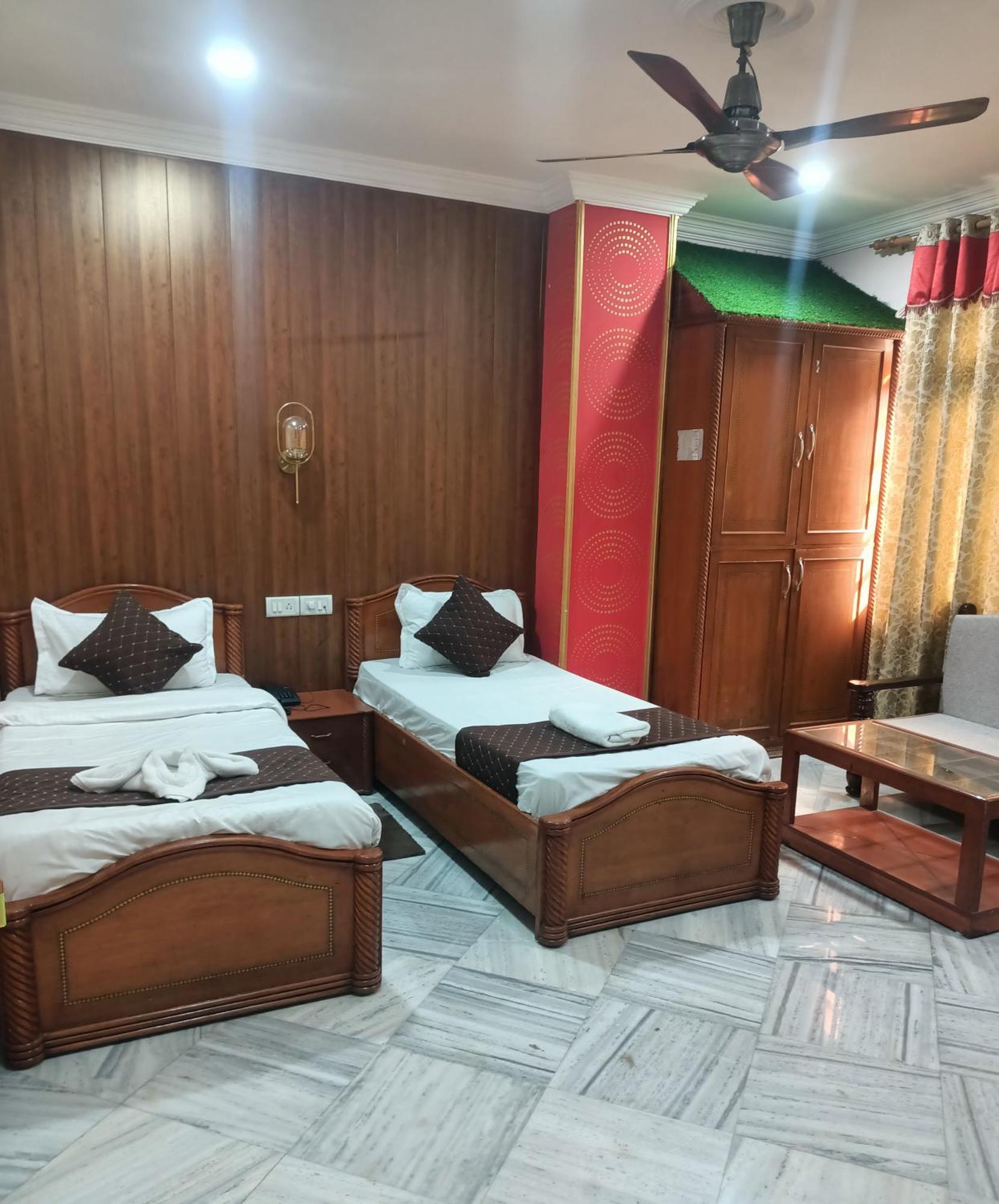 Hotel Riz 瓦拉纳西 外观 照片